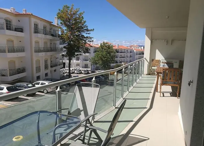 Family Friendly 3 Bedroom Apt, Ideally Located In Lagos